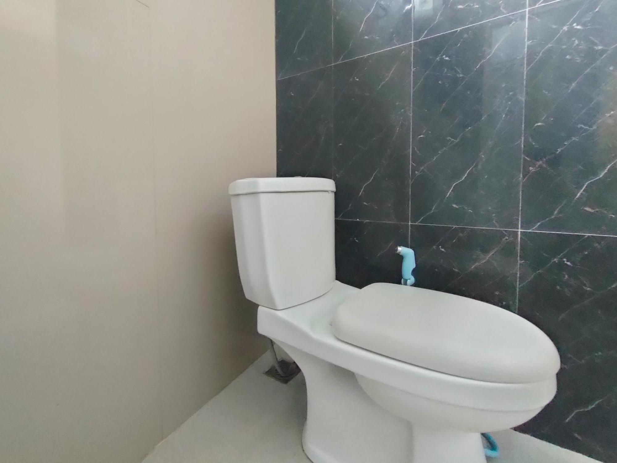 מלון Wates  Reddoorz Syariah Near Stasiun Wates מראה חיצוני תמונה