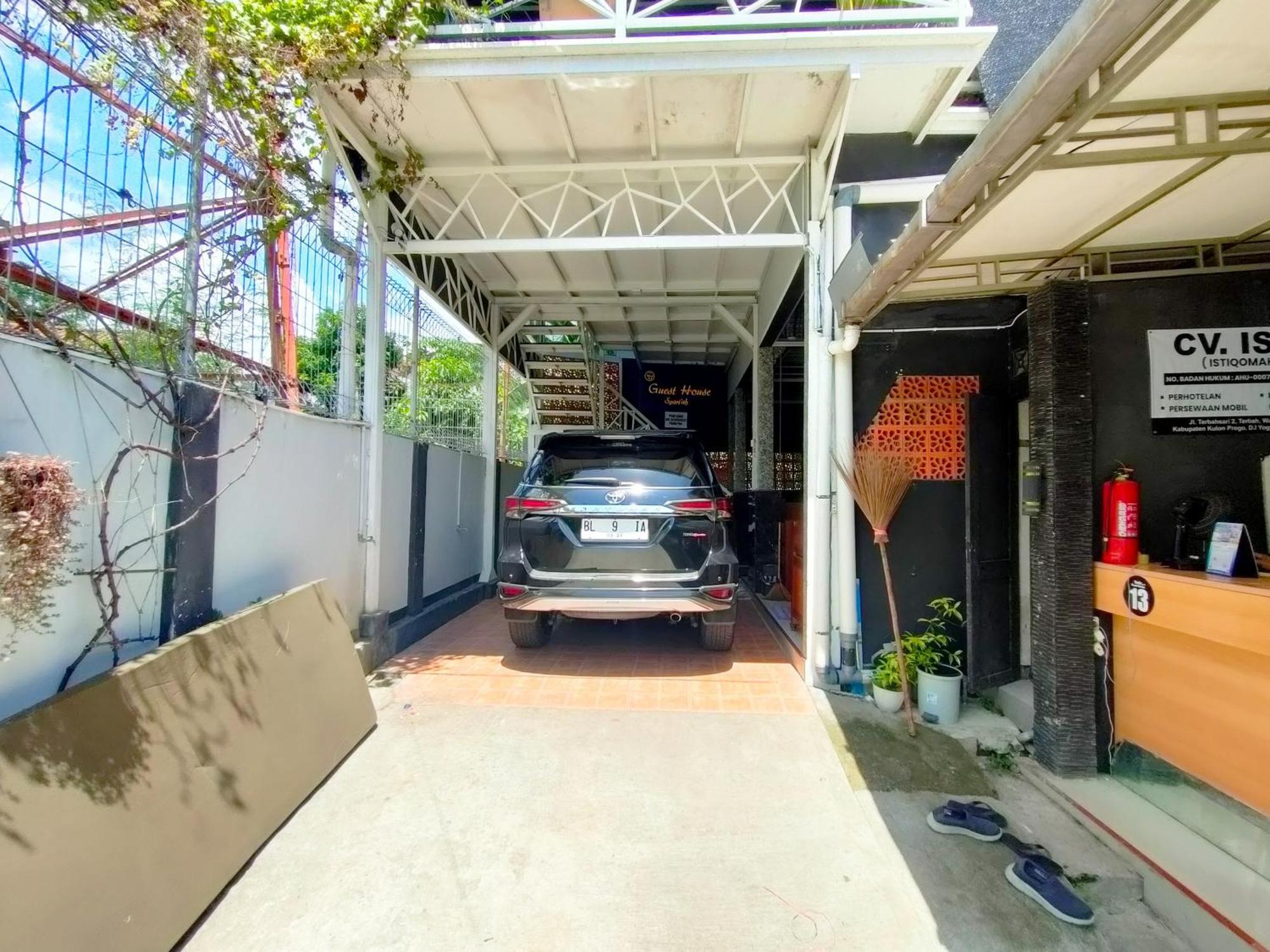 מלון Wates  Reddoorz Syariah Near Stasiun Wates מראה חיצוני תמונה